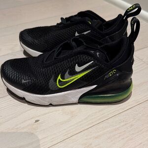 Nike Kids Black and Neon Green Sneakers